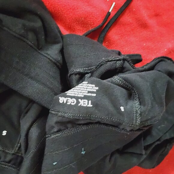 Tek Gear Essential Gear Black Mid Rise Wicking Drawcord Waist Workout Short Sz S - Picture 10 of 16